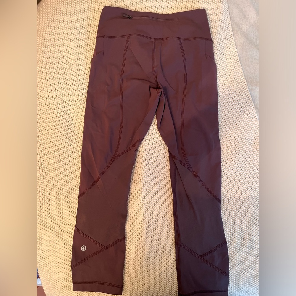 Lululemon leggings. - Picture 3 of 4